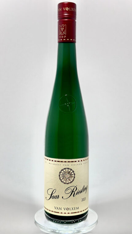 wino białe ze szczepu Riesling z Mozeli - dolina Saary - Van Volxem